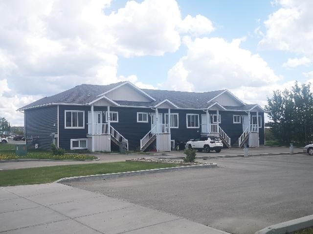 9205 93 Avenue - 101