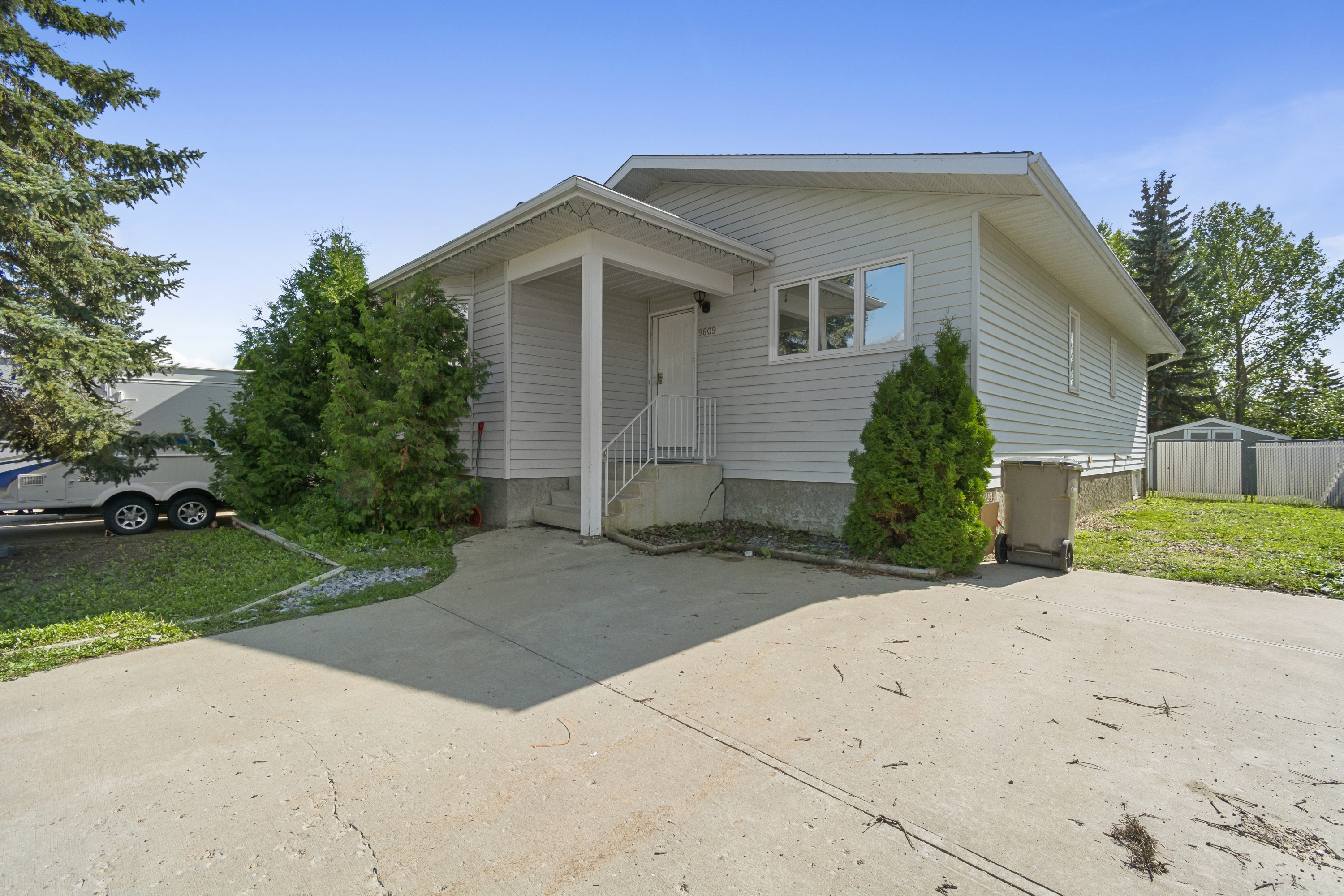9609 65ave - WH